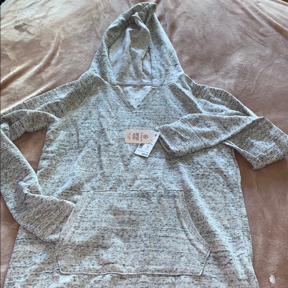 gray hoodie